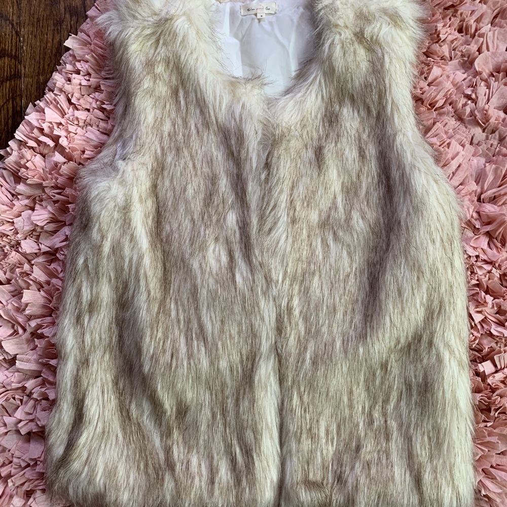 Boutique chic faux fur vest